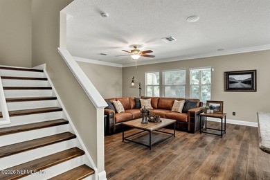 Experience the vacation-every-day lifestyle in this premier - photo 11