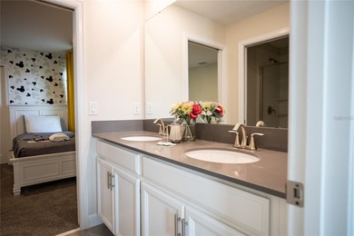 Beautifully furnished home is located on a Coner lot & - photo 15