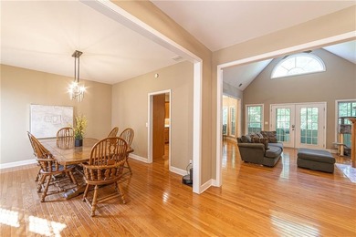 Welcome to your own private Lake Lanier retreat, where peaceful - photo 17