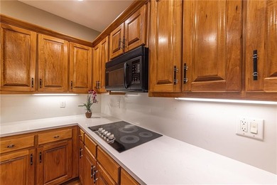 Welcome to your own private Lake Lanier retreat, where peaceful - photo 25