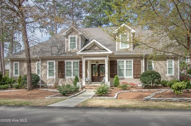 ''LOCK-IT AND LEAVE-IT! Stunning and move-in ready! With calming - photo 2
