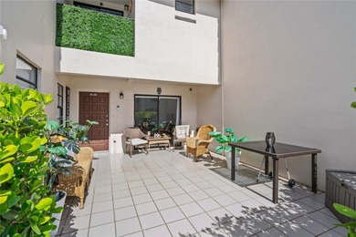 Kendale Lakes Area Condo For Sale in Miami Florida