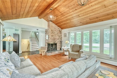 Welcome to 395 Ridgemont Drive, a beautifully maintained brick - photo 11