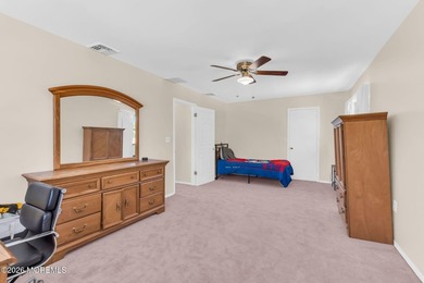 *** 6 BEDROOM COLONIAL *** 3 FULL BATHROOMS *** WHOLE HOUSE - photo 24