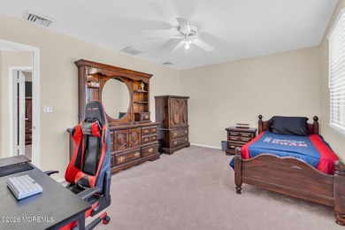 *** 6 BEDROOM COLONIAL *** 3 FULL BATHROOMS *** WHOLE HOUSE - photo 26