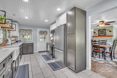 Beautifully renovated tri-level home offering space, comfort - photo 27