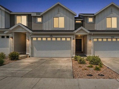 Don't miss this beautiful 3-bedroom, 2.5-bathroom townhome - photo 1