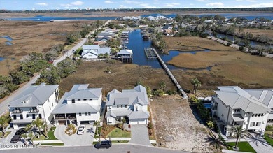 Coastal Living at Its Best in The Cove at Isle of Palms. Live - photo 3