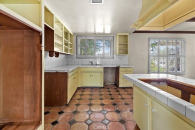 Presenting an incredible opportunity to remodel and customize - photo 8