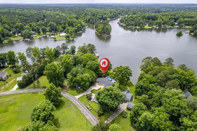 Welcome to your private lakefront retreat, perfectly positioned - photo 2