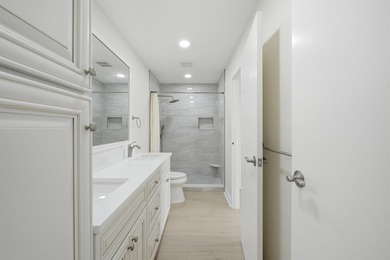 OWNER FINANCING WITH 6% DOWN Welcome to this impeccably updated - photo 17