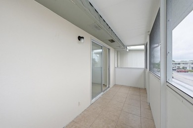 OWNER FINANCING WITH 6% DOWN Welcome to this impeccably updated - photo 31