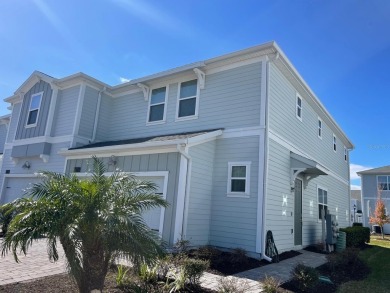 Lake Townhome/Townhouse For Sale in Kissimmee, Florida