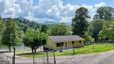 Lake Home For Sale in Hiawassee, Georgia