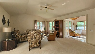 Well-maintained, handicap-accessible condo featuring 2 bedrooms - photo 8