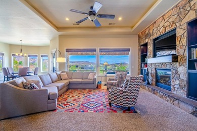Exceptional luxury estate located in the prestigious gated - photo 8