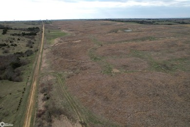 A rare opportunity to purchase 581+/- contiguous acres in the - photo 18