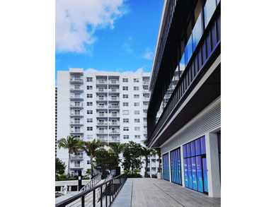 Welcome to this charming 2-bedroom, 1-bathroom condominium - photo 21