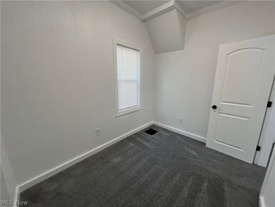 Welcome To This Completely Remodeled 3-Bedroom, 1-Bathroom - photo 22