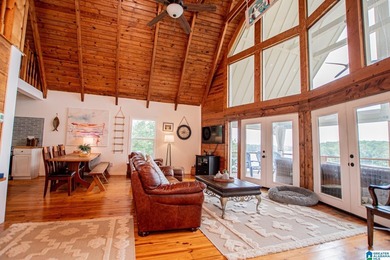 Best view on LAKE WEDOWEE! Super charming lake cottage with - photo 25