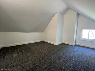 Welcome To This Completely Remodeled 3-Bedroom, 1-Bathroom - photo 31