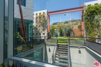 A sanctuary above the sea, this extraordinary architectural - photo 32
