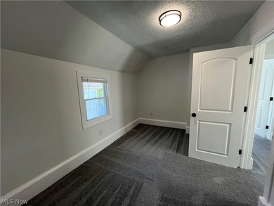 Welcome To This Completely Remodeled 3-Bedroom, 1-Bathroom - photo 32