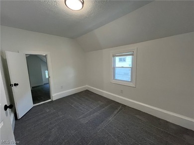 Welcome To This Completely Remodeled 3-Bedroom, 1-Bathroom - photo 35