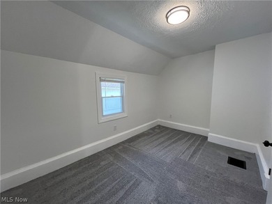 Welcome To This Completely Remodeled 3-Bedroom, 1-Bathroom - photo 36