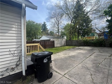 Welcome To This Completely Remodeled 3-Bedroom, 1-Bathroom - photo 45
