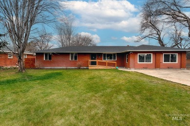 Lake Lowell Commercial For Sale in Nampa Idaho