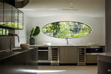 Welcome to Skyfin, a completely reimagined architectural - photo 7