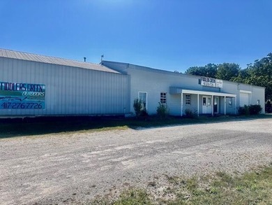 Stockton Lake Commercial Sale Pending in Stockton Missouri