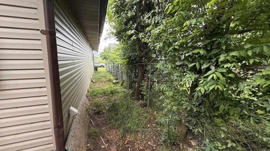 Fully renovated lakefront retreat on Lake Conway! This - photo 21