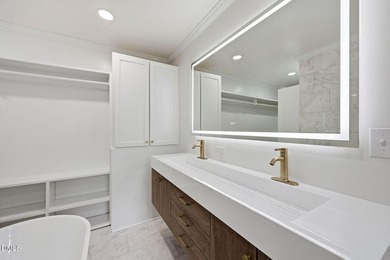 Beautifully renovated brick ranch with a finished walk-out - photo 25