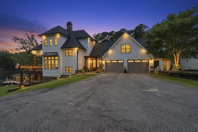 Welcome to one of the most unique and thoughtfully designed - photo 2