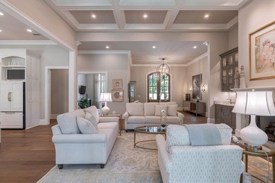 IMPECCABLY MAINTAINED CUSTOM HOME IN THE COVETED PARROTTS POINT - photo 8