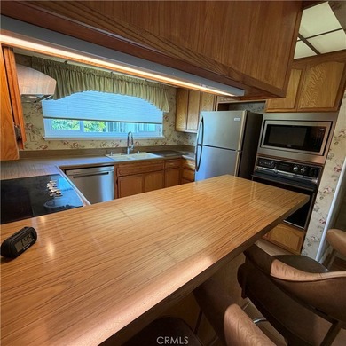 Sovereign Park Estates. 858 Square feet of comfortable living - photo 15