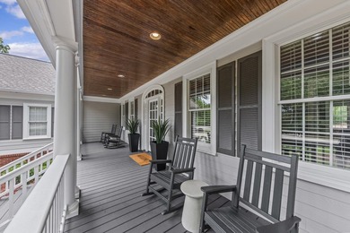 TRADITIONAL TWO STORY FAIRWAY HOME IN GREAT WATERS AT REYNOLDS - photo 4