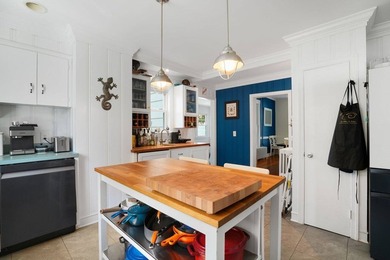 This Charming Victorian home captures the timeless elegance of - photo 5