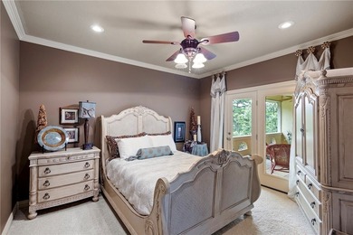Tucked away in peaceful seclusion, this stunning executive home - photo 33