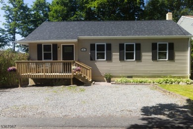 Lake Home For Sale in Hopatcong, New Jersey