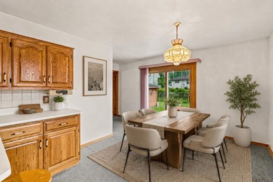 Welcome home to this well-maintained split 4-bedroom - photo 7