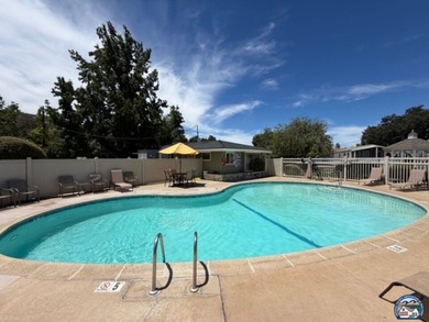 Welcome to Alpine Oaks Mobile Estates! This beautifully - photo 2