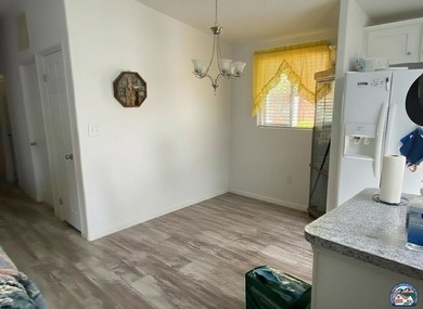 Welcome to Alpine Oaks Mobile Estates! This beautifully - photo 3