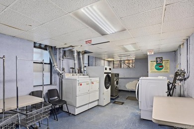 Welcome to Verona Estates, a beautifully maintained co-op - photo 11