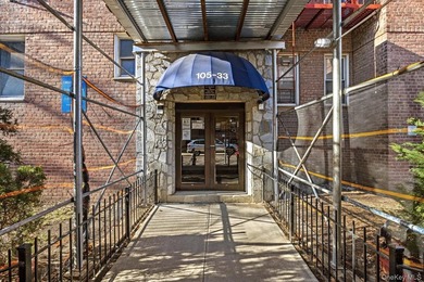 Welcome to Verona Estates, a beautifully maintained co-op - photo 12