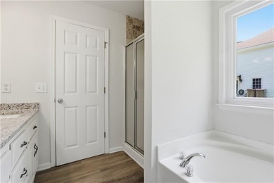 Explore 249 Serenoa Dr, a residence with recent fresh interior - photo 23