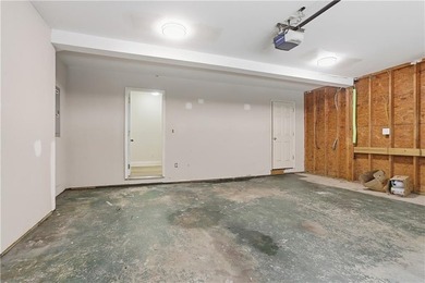 Explore 249 Serenoa Dr, a residence with recent fresh interior - photo 34