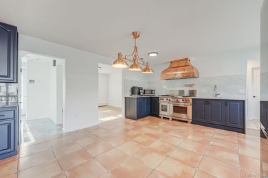 Welcome Home To This Incredible & Fully Renovated Waterfront - photo 11